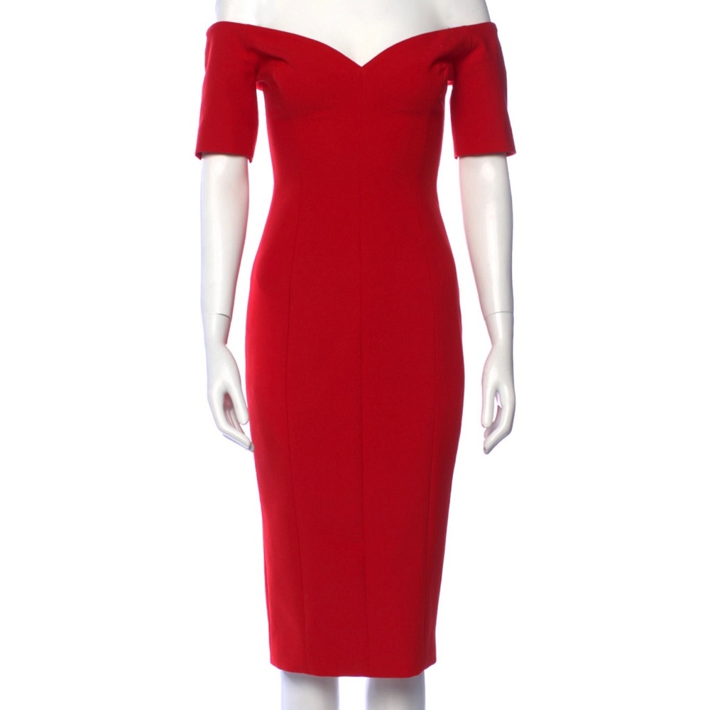 Beautiful midi dress.